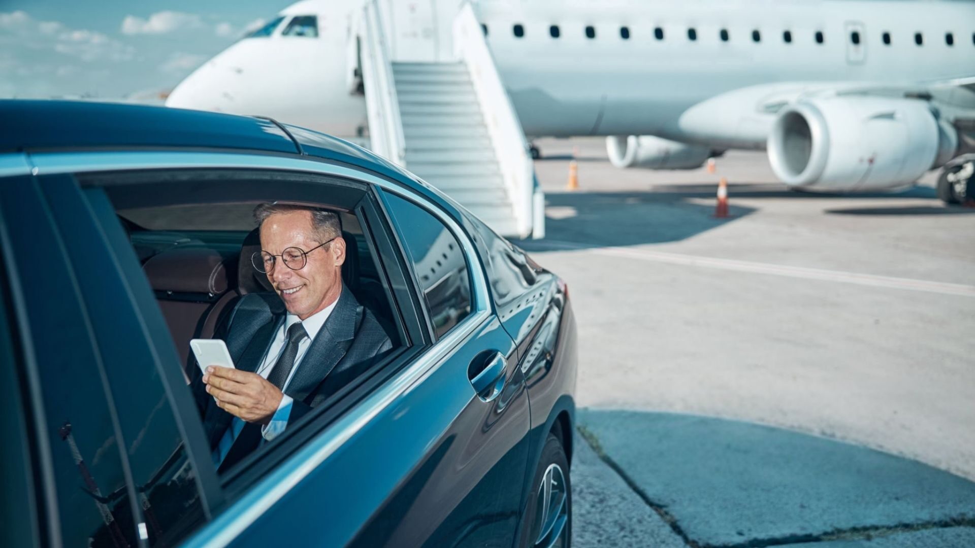 VIP Airport Transfers Begin Your Greek Adventure Without the Stress